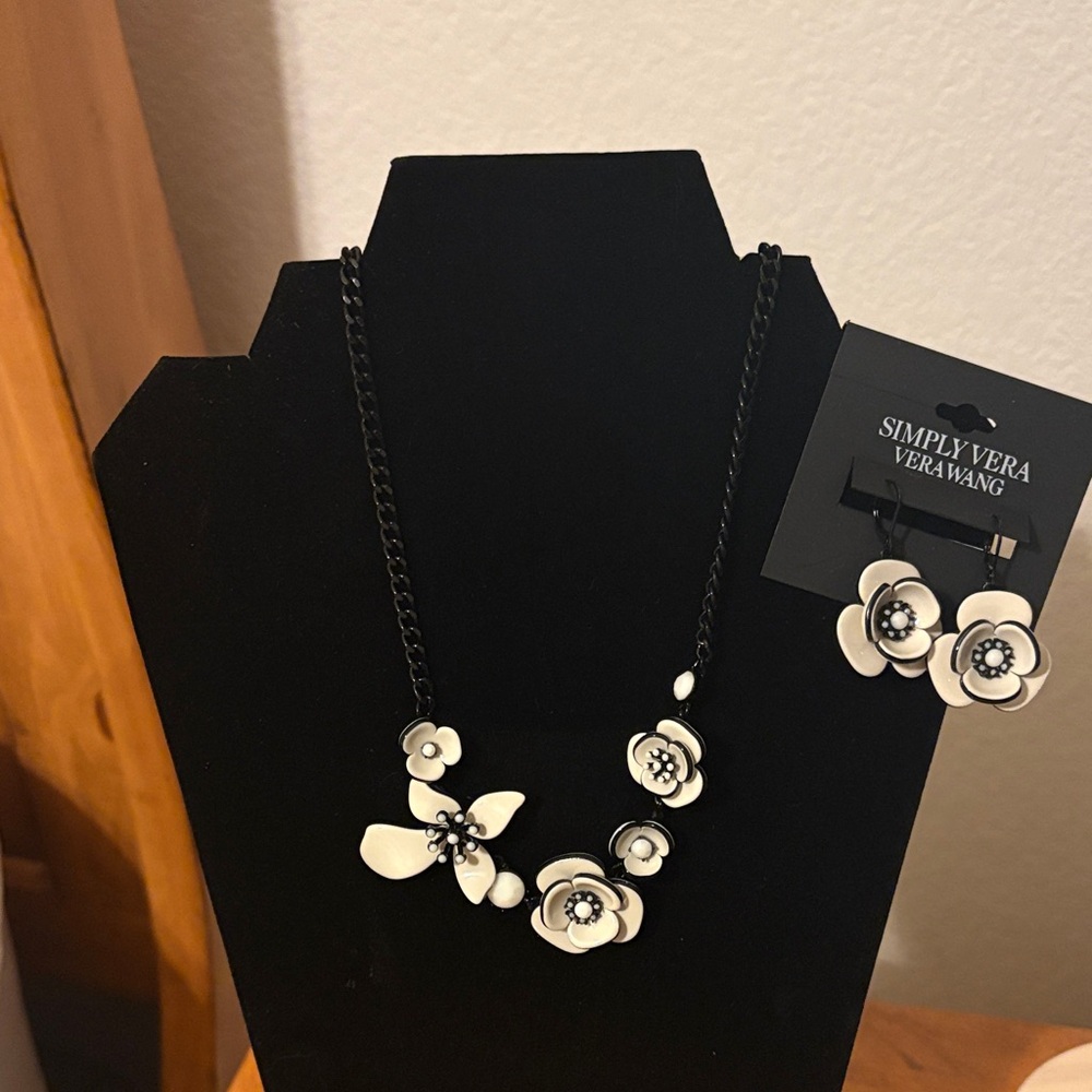 Simply Vera Black and White Floral Necklace with Matching Earrings
